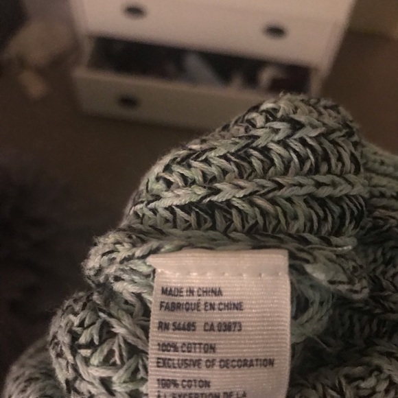 American Eagle cozy green crew neck sweater - Picture 5 of 5